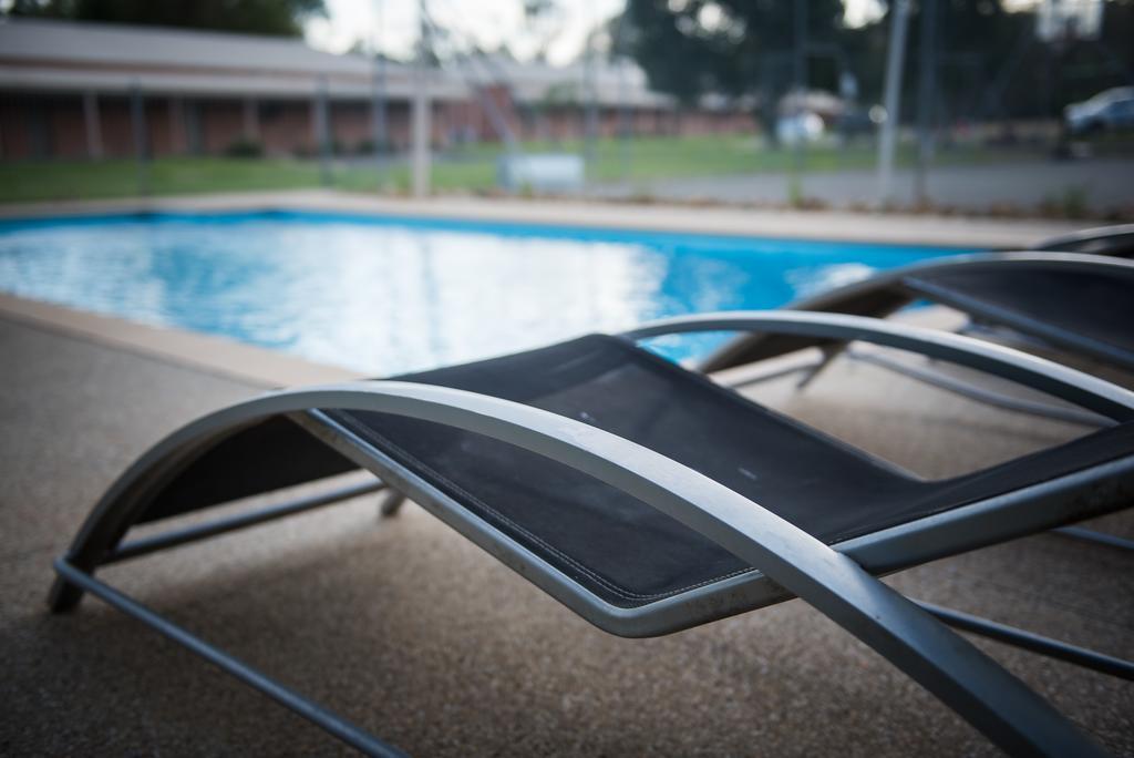 Cadell On The Murray Motel Moama Bagian luar foto