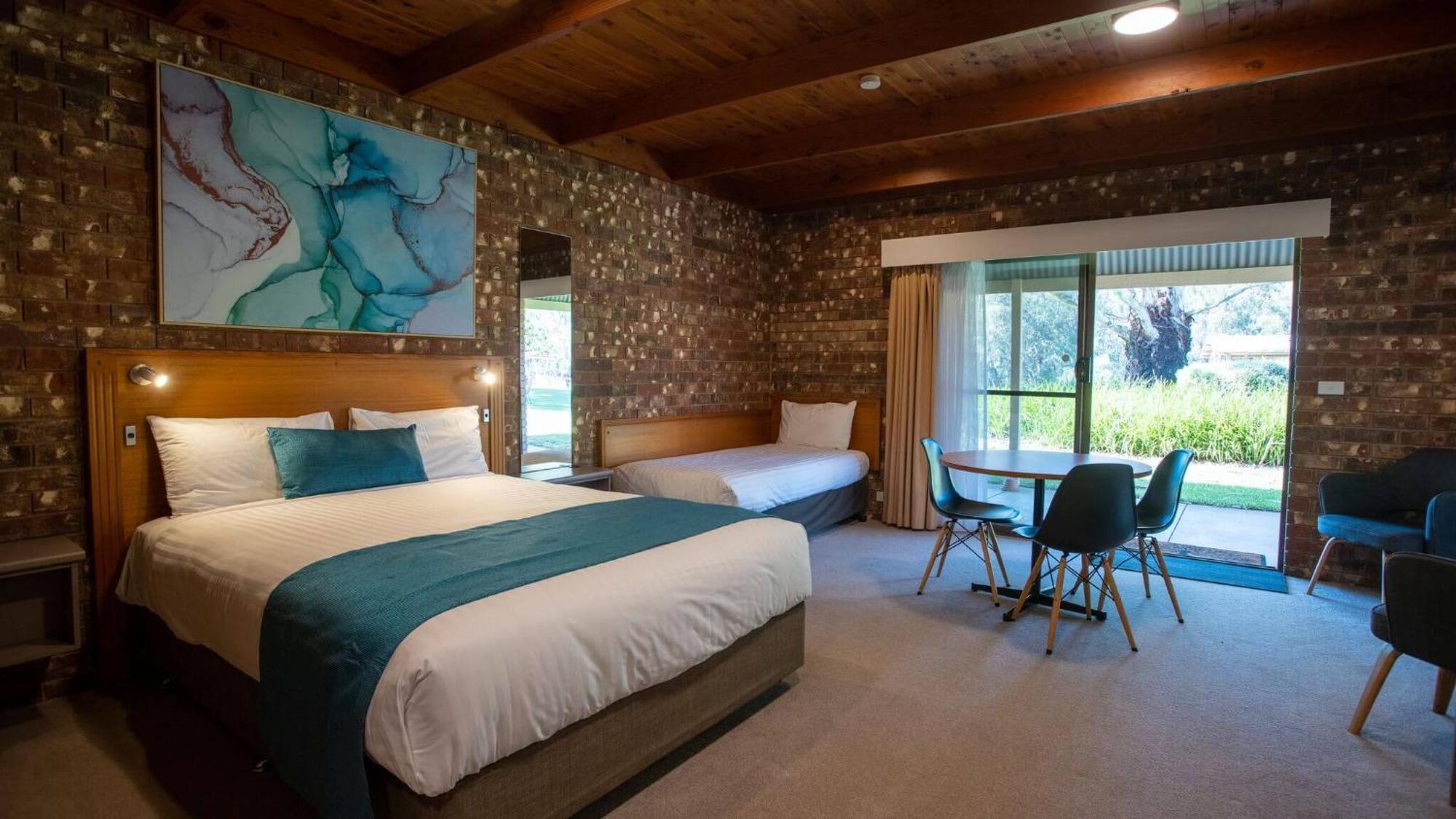 Cadell On The Murray Motel Moama Bagian luar foto