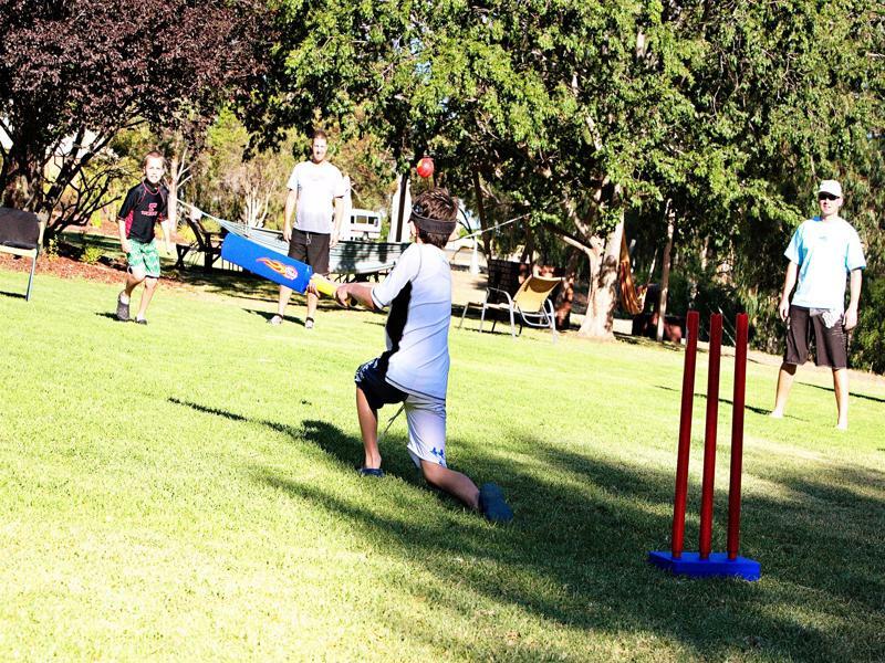 Cadell On The Murray Motel Moama Bagian luar foto